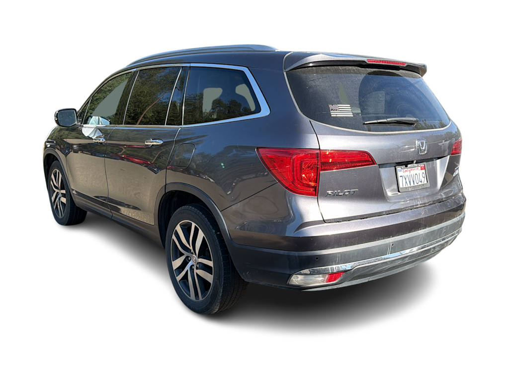 Thumbnail: 2017 Honda Pilot - 4
