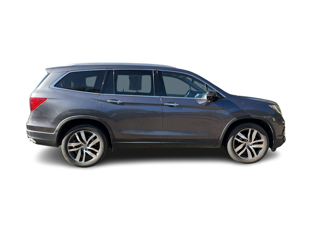 Thumbnail: 2017 Honda Pilot - 18