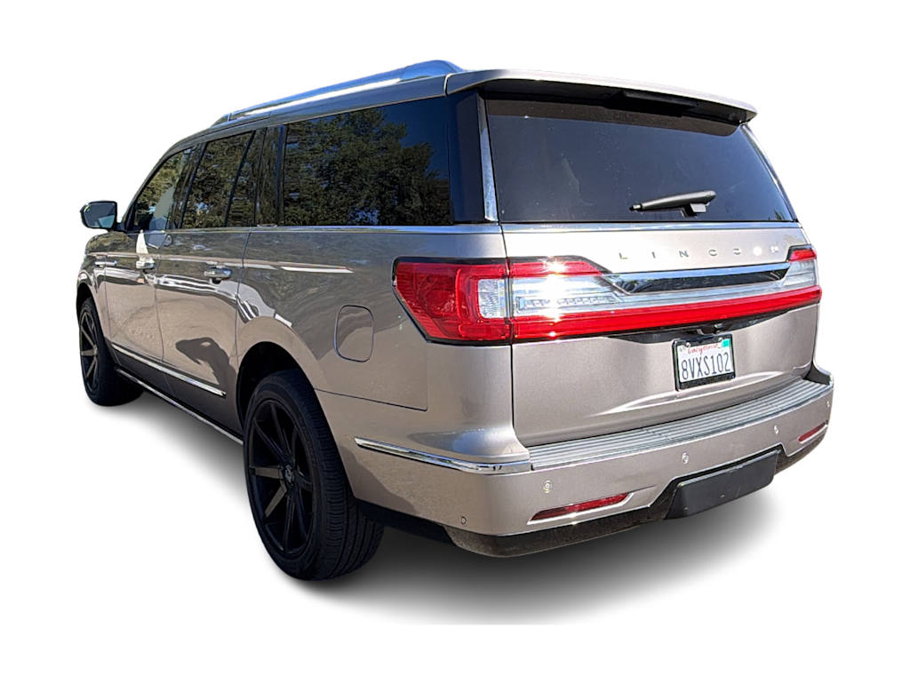 Thumbnail: 2020 Lincoln Navigator L - 4