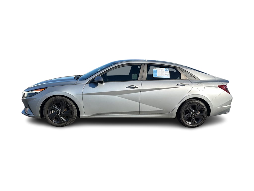 Thumbnail: 2021 Hyundai Elantra - 3