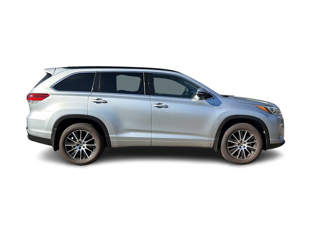 Thumbnail: 2018 Toyota Highlander - 19