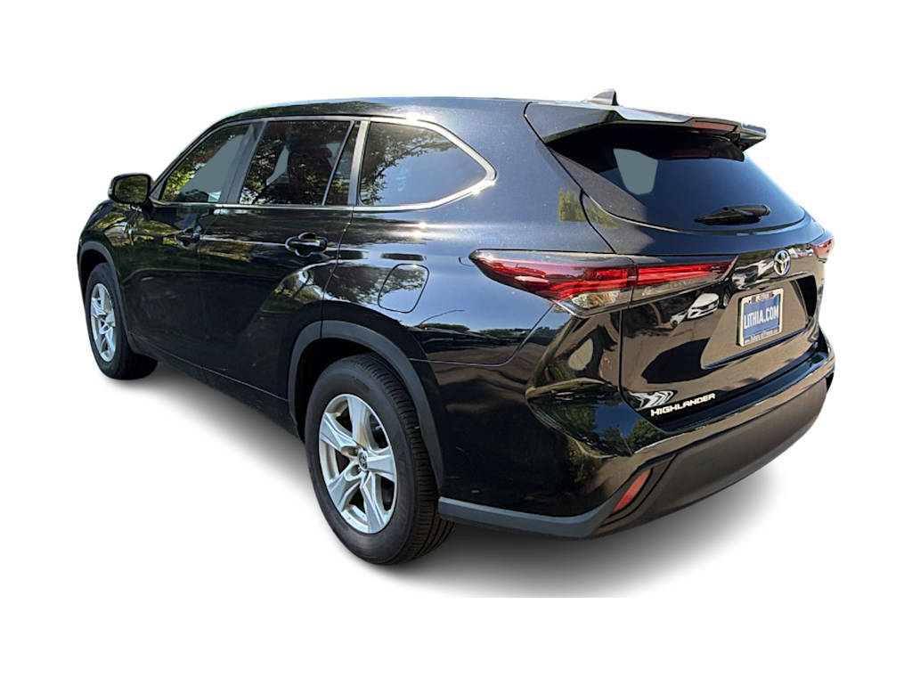 Thumbnail: 2025 Toyota Highlander - 4