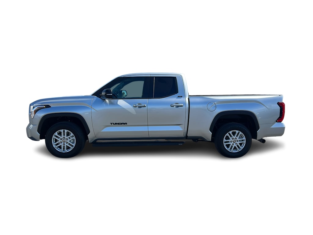 Thumbnail: 2022 Toyota Tundra - 3
