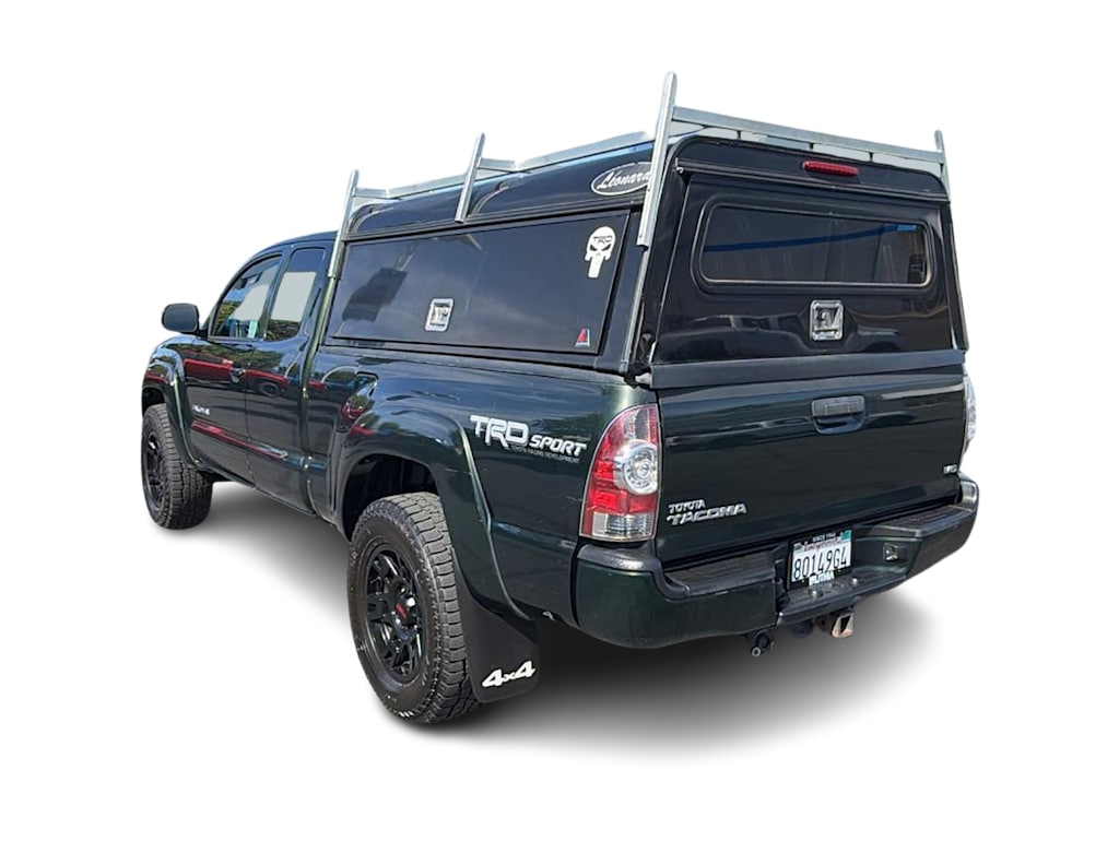 Thumbnail: 2014 Toyota Tacoma - 4