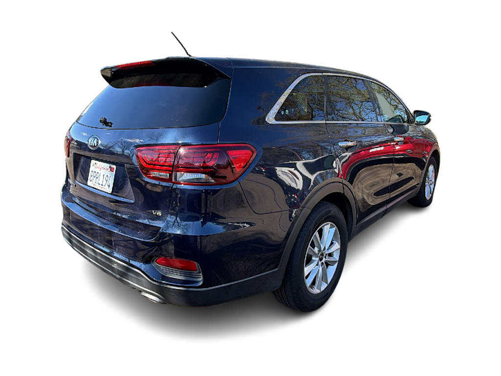 Thumbnail: 2019 Kia Sorento - 12