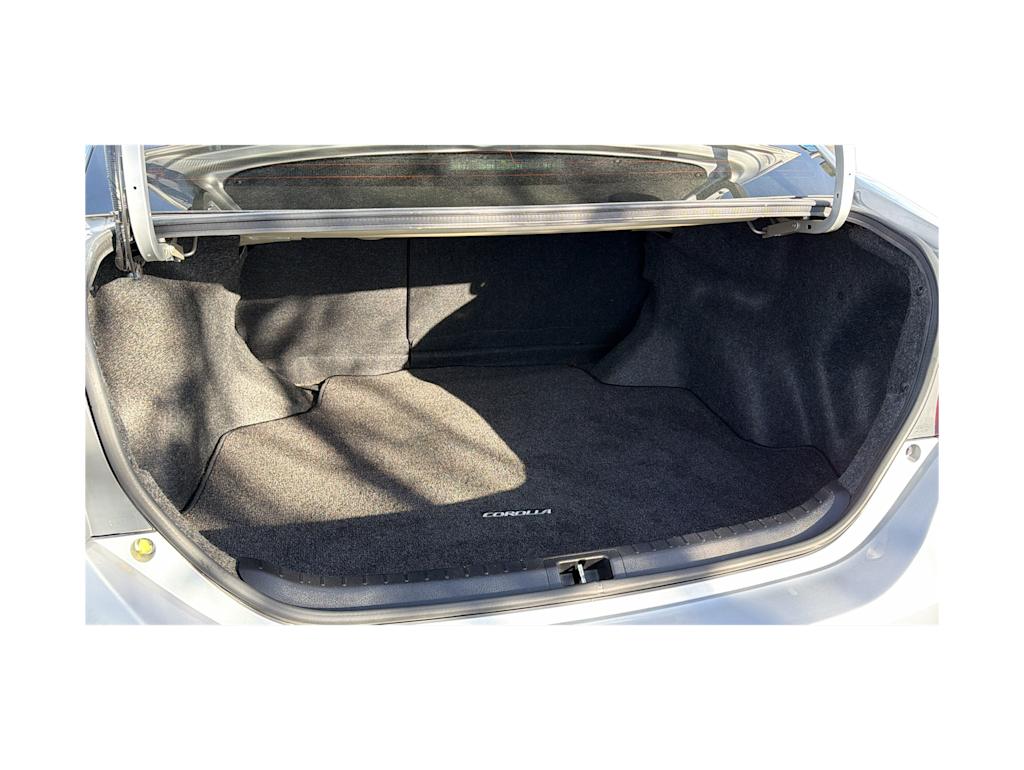 Thumbnail: 2016 Toyota Corolla - 16