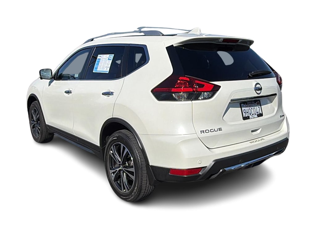 Thumbnail: 2020 Nissan Rogue - 4