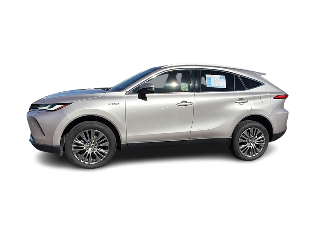 Thumbnail: 2021 Toyota Venza - 3
