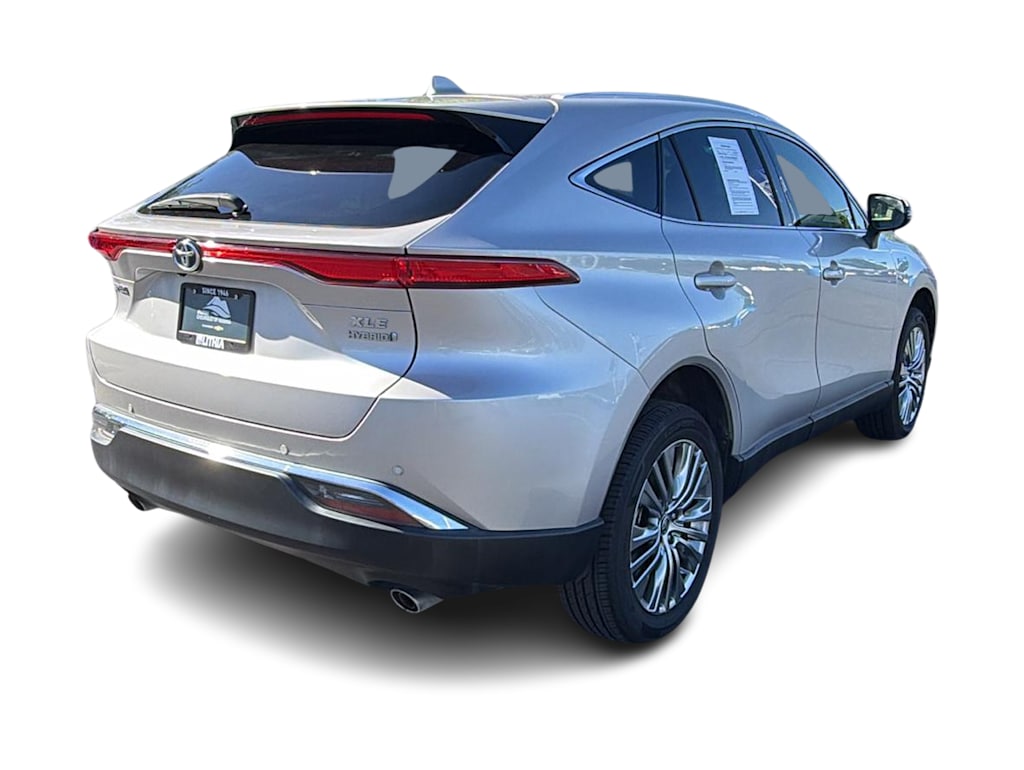 Thumbnail: 2021 Toyota Venza - 21