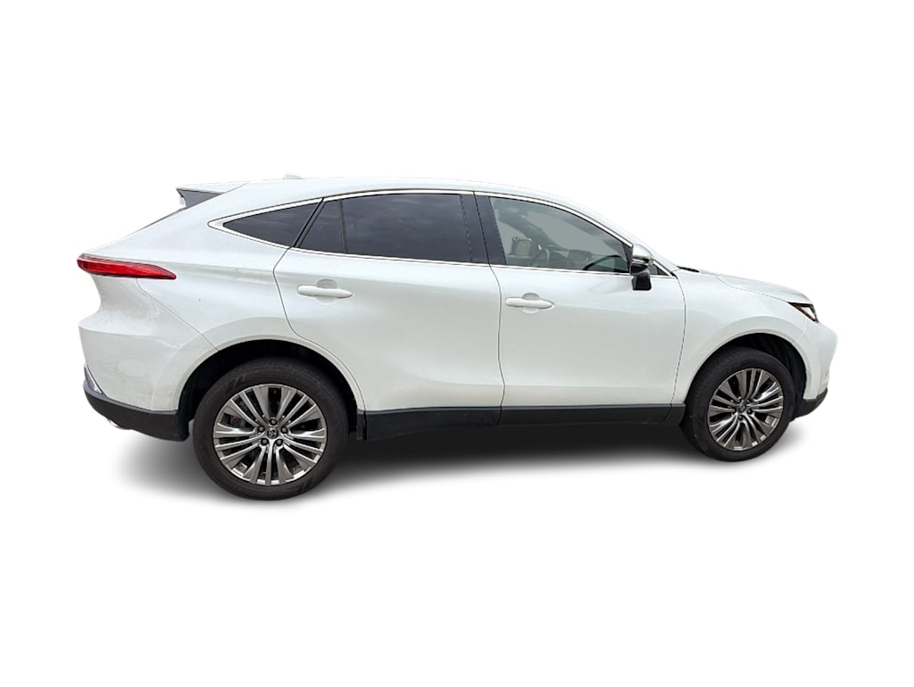Thumbnail: 2022 Toyota Venza - 10
