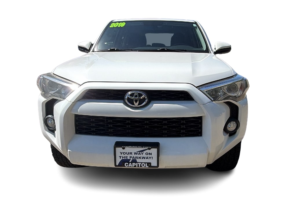 Thumbnail: 2019 Toyota 4Runner - 5
