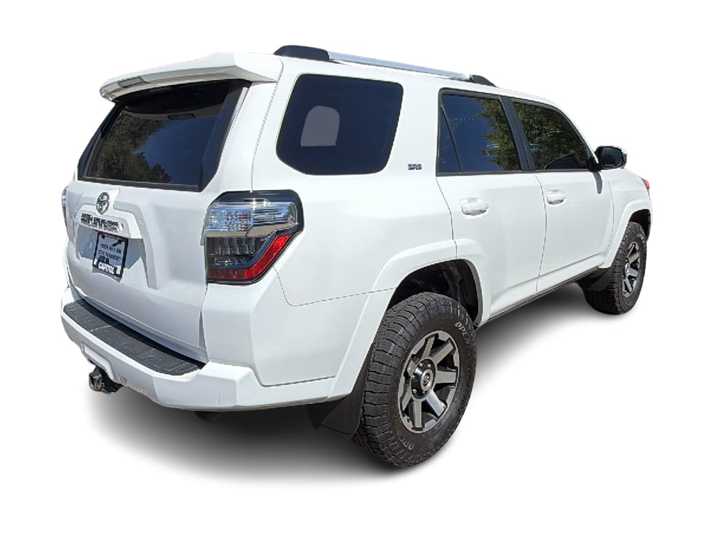 Thumbnail: 2019 Toyota 4Runner - 19