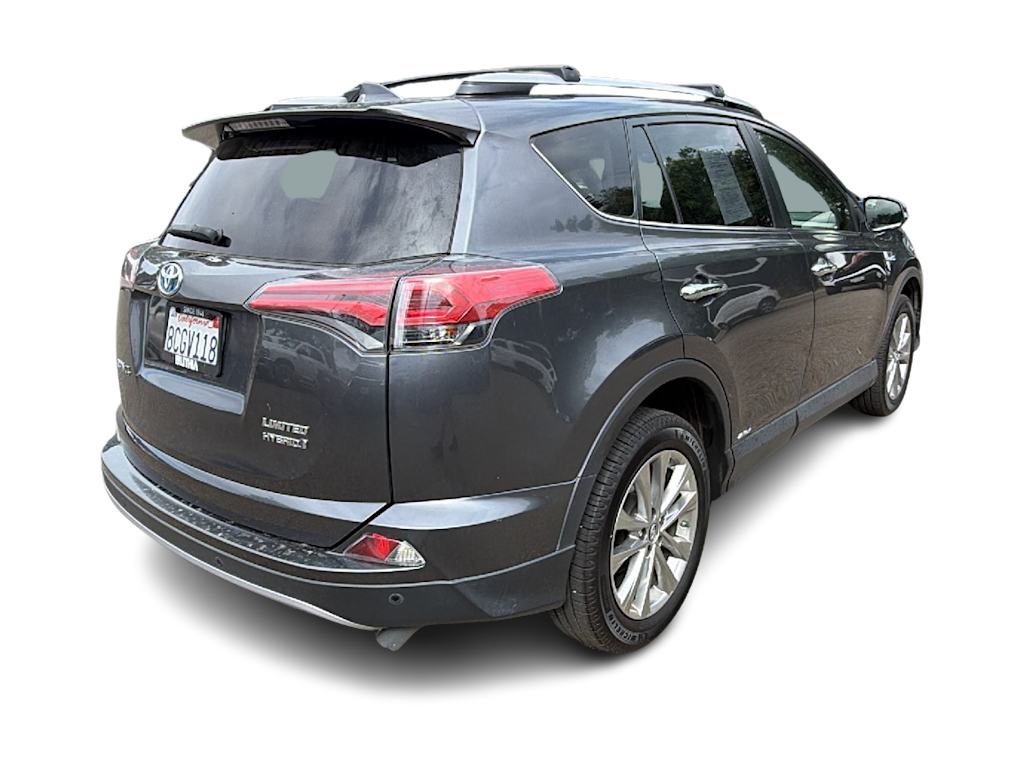 Thumbnail: 2018 Toyota RAV4 - 19