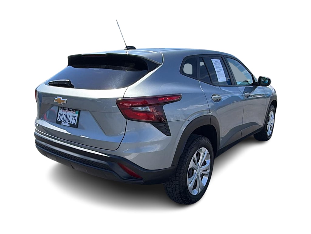 Thumbnail: 2024 Chevrolet Trax - 22
