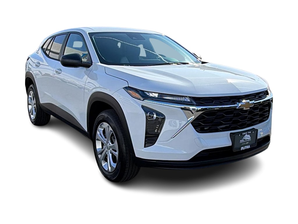 Thumbnail: 2026 Chevrolet Trax - 21