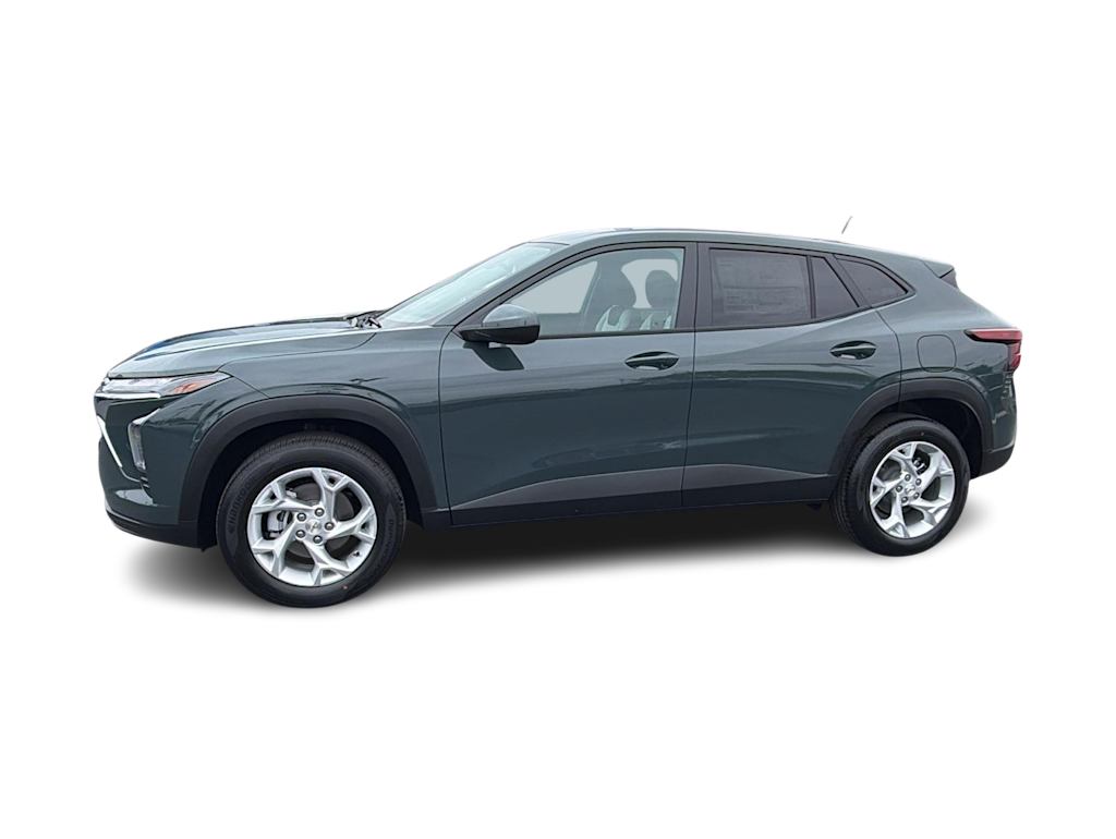 Thumbnail: 2026 Chevrolet Trax - 3