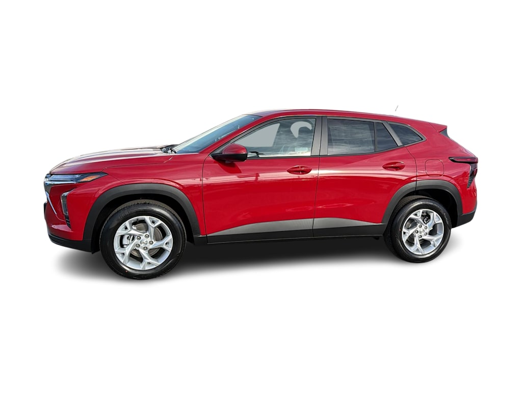 Thumbnail: 2026 Chevrolet Trax - 3