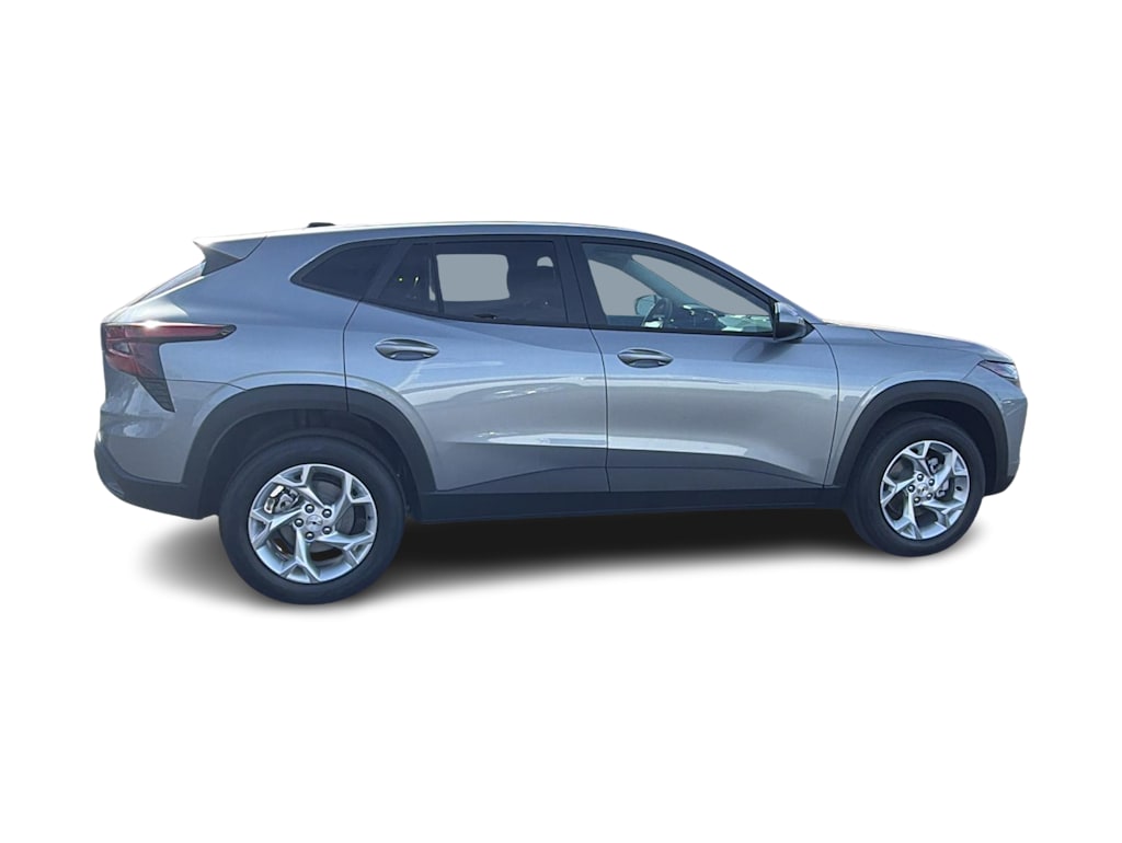 Thumbnail: 2026 Chevrolet Trax - 22