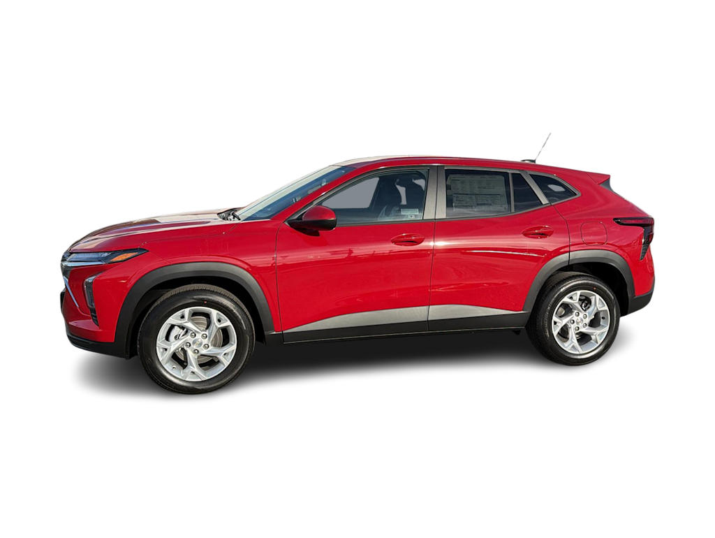 Thumbnail: 2026 Chevrolet Trax - 3