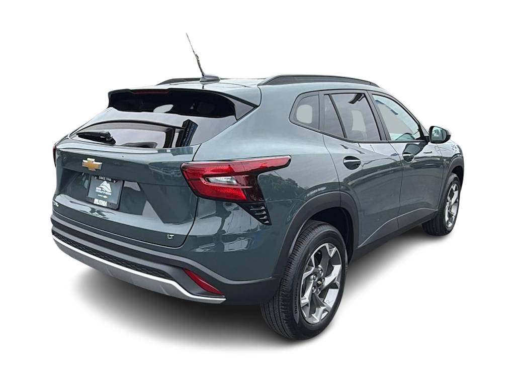 Thumbnail: 2026 Chevrolet Trax - 22