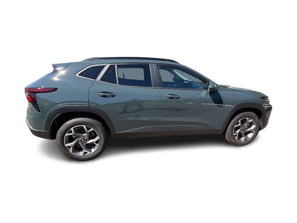 Thumbnail: 2025 Chevrolet Trax - 18