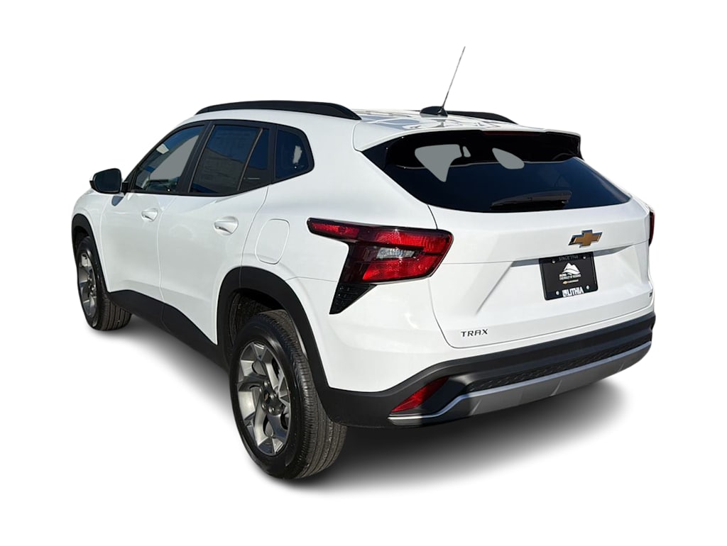 Thumbnail: 2026 Chevrolet Trax - 4