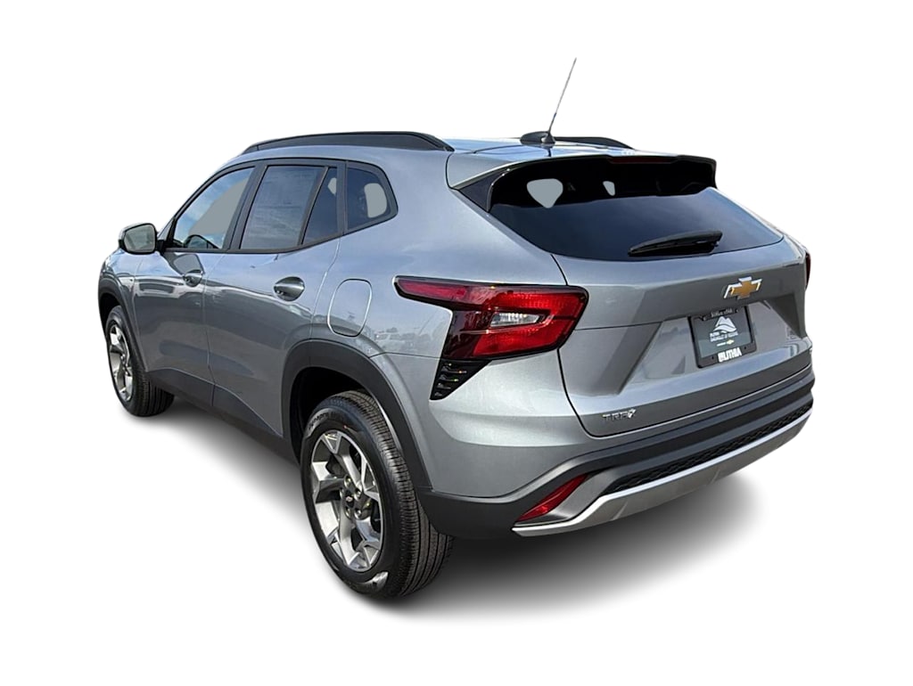 Thumbnail: 2026 Chevrolet Trax - 4