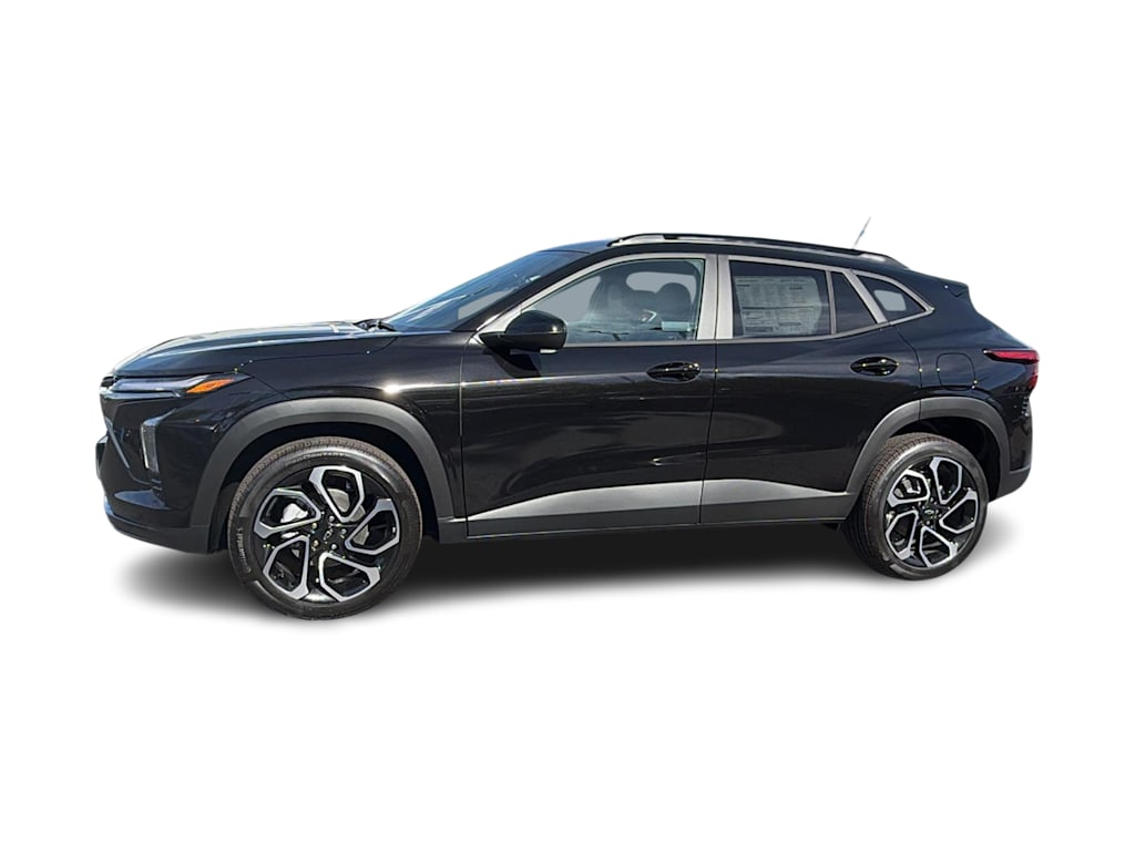 Thumbnail: 2026 Chevrolet Trax - 3