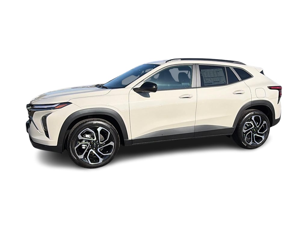Thumbnail: 2026 Chevrolet Trax - 3