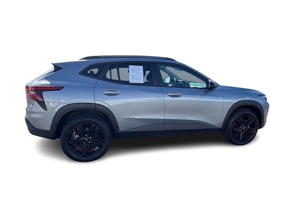 Thumbnail: 2024 Chevrolet Trax - 20