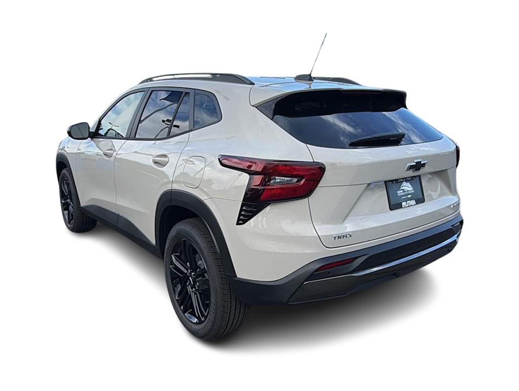 Thumbnail: 2026 Chevrolet Trax - 4