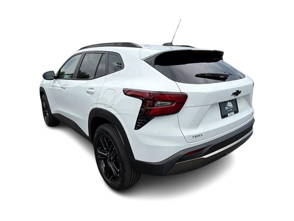 Thumbnail: 2026 Chevrolet Trax - 4
