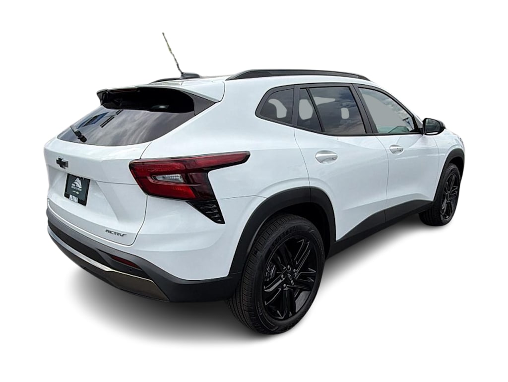 Thumbnail: 2026 Chevrolet Trax - 22