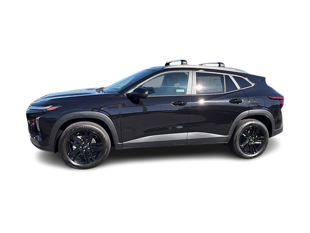 Thumbnail: 2026 Chevrolet Trax - 3