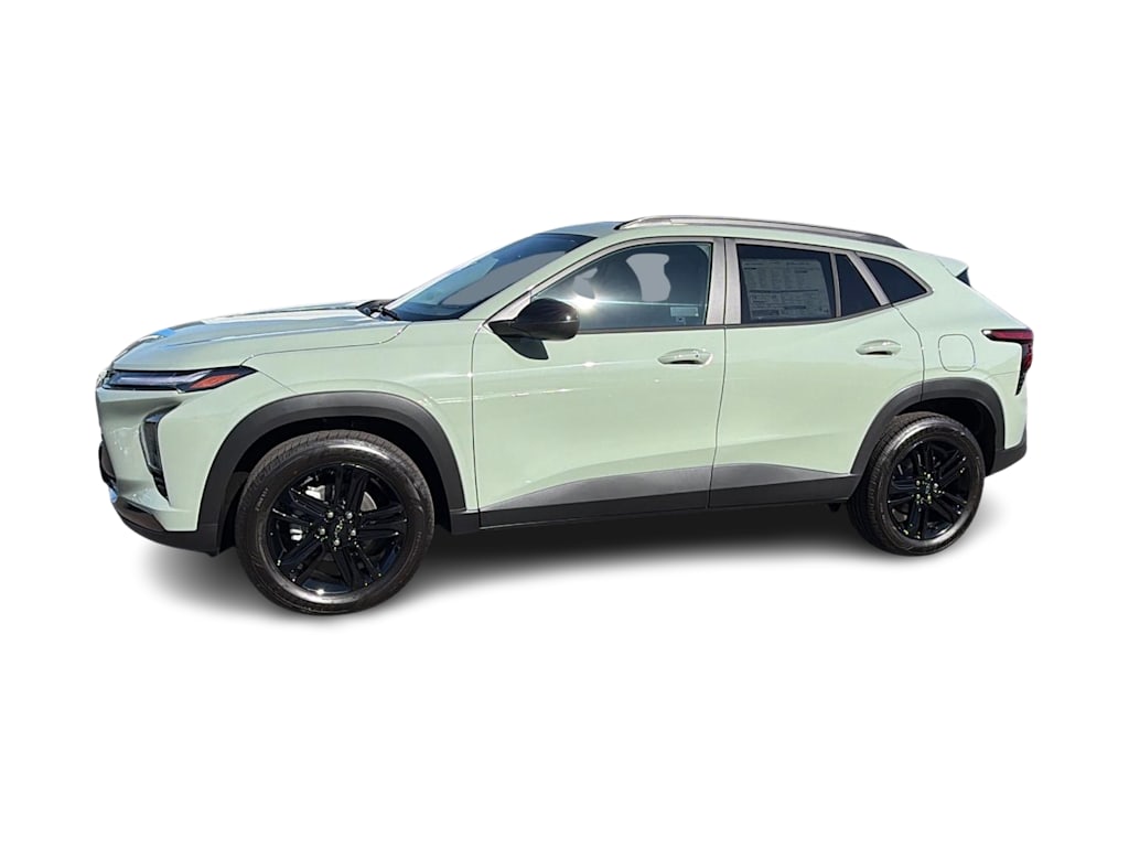Thumbnail: 2026 Chevrolet Trax - 3