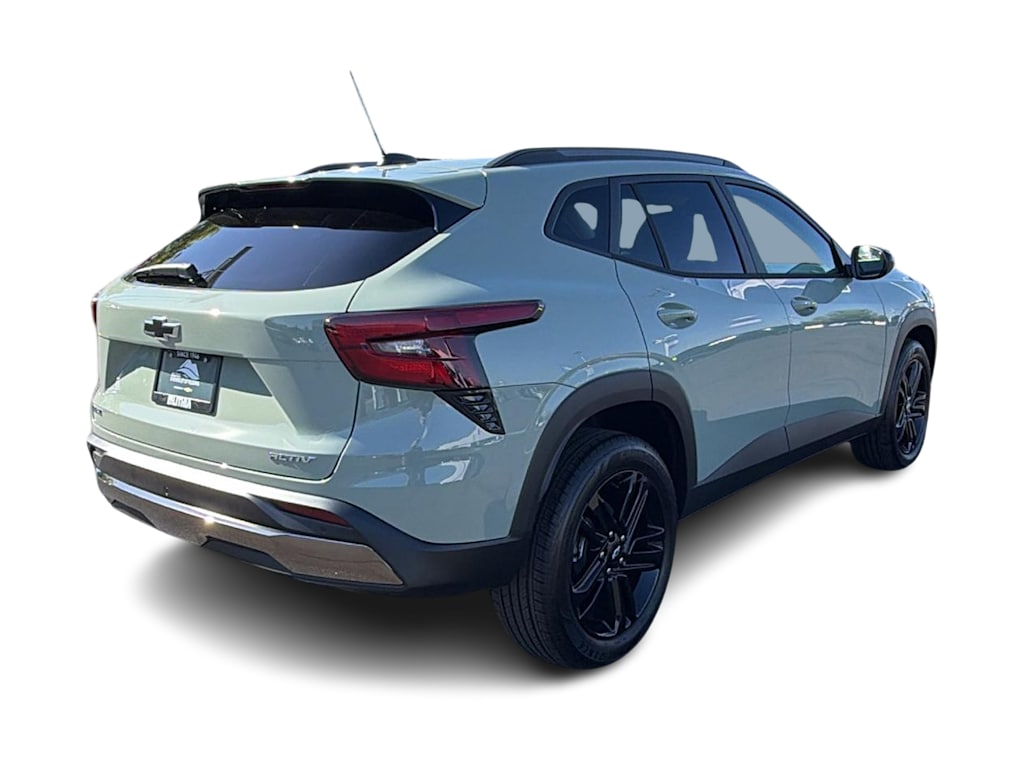 Thumbnail: 2026 Chevrolet Trax - 22