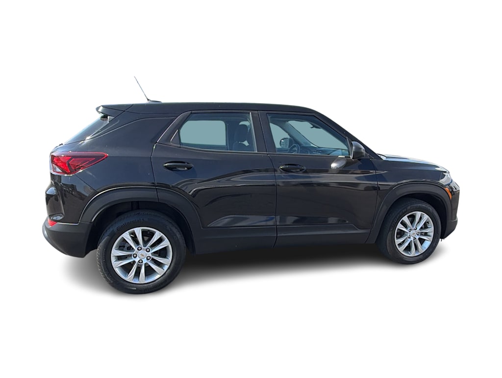 Thumbnail: 2023 Chevrolet TrailBlazer - 10