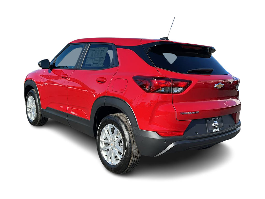 Thumbnail: 2026 Chevrolet TrailBlazer - 4