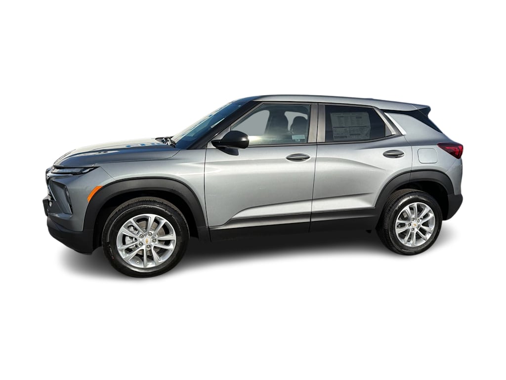 Thumbnail: 2026 Chevrolet TrailBlazer - 3