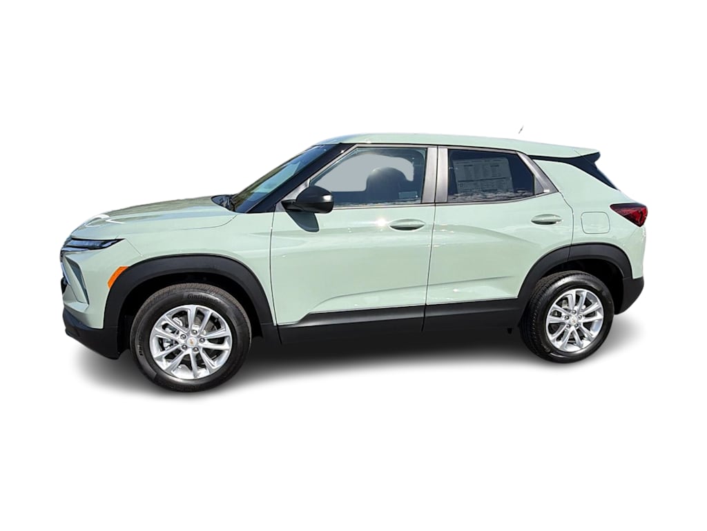 Thumbnail: 2026 Chevrolet TrailBlazer - 3