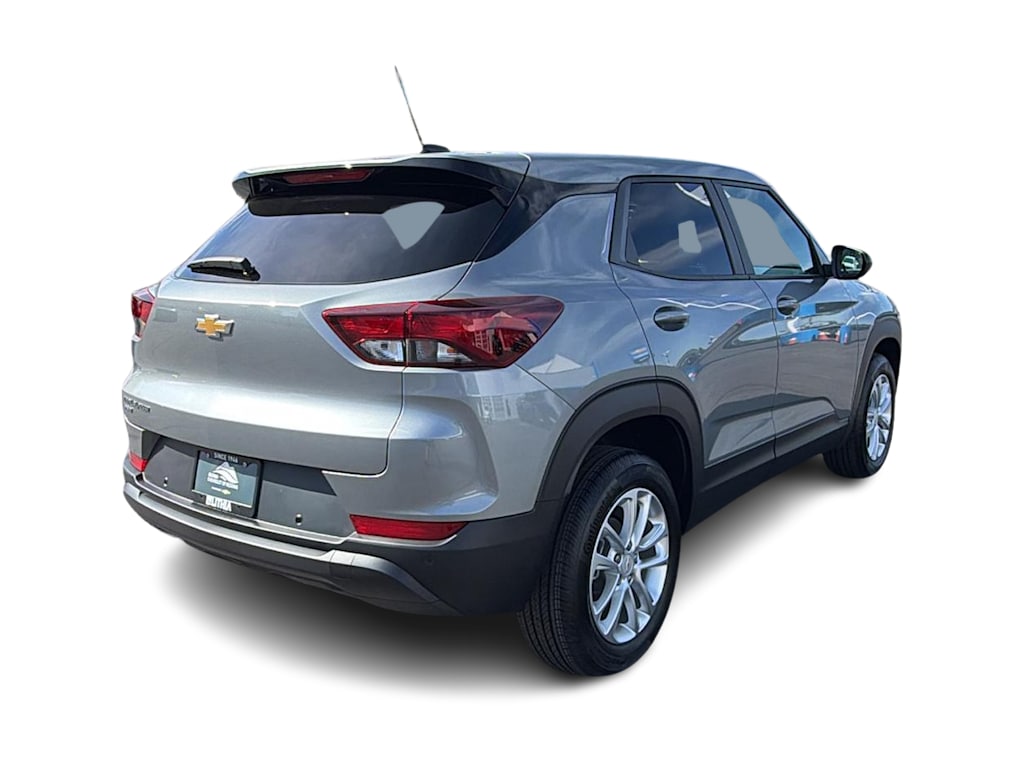 Thumbnail: 2026 Chevrolet TrailBlazer - 21