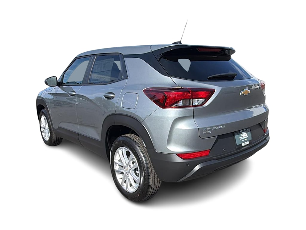 Thumbnail: 2026 Chevrolet TrailBlazer - 4