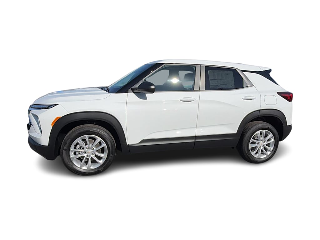 Thumbnail: 2026 Chevrolet TrailBlazer - 3