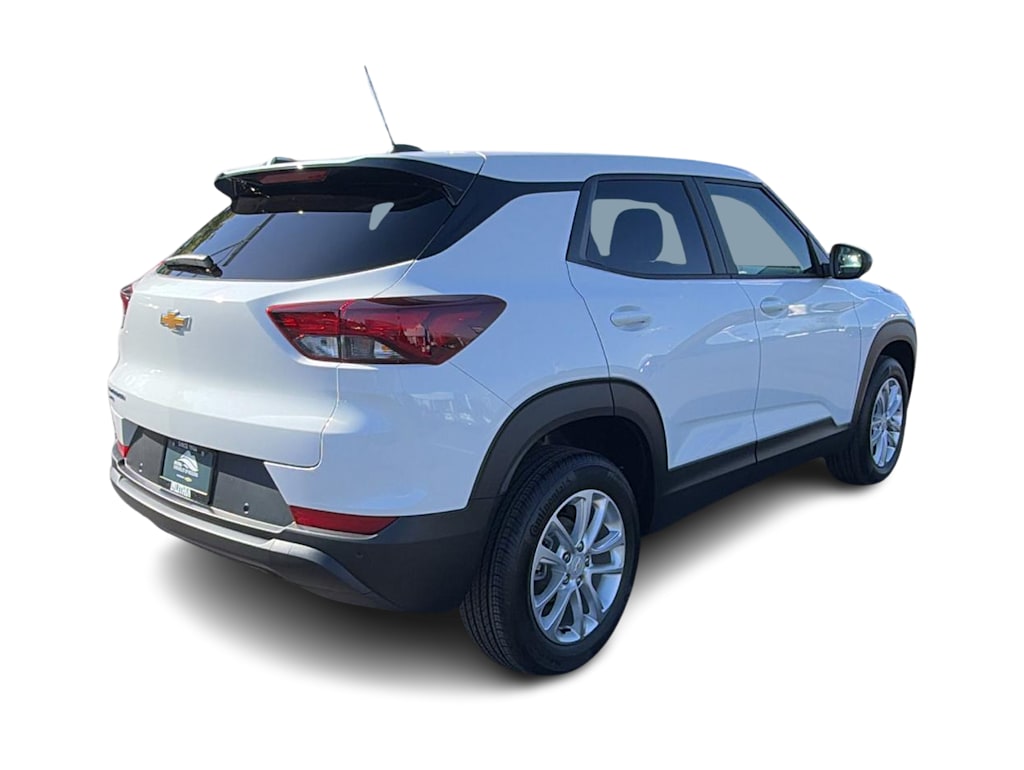 Thumbnail: 2026 Chevrolet TrailBlazer - 21