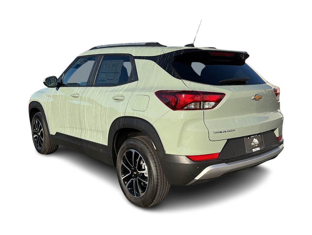 Thumbnail: 2026 Chevrolet TrailBlazer - 4