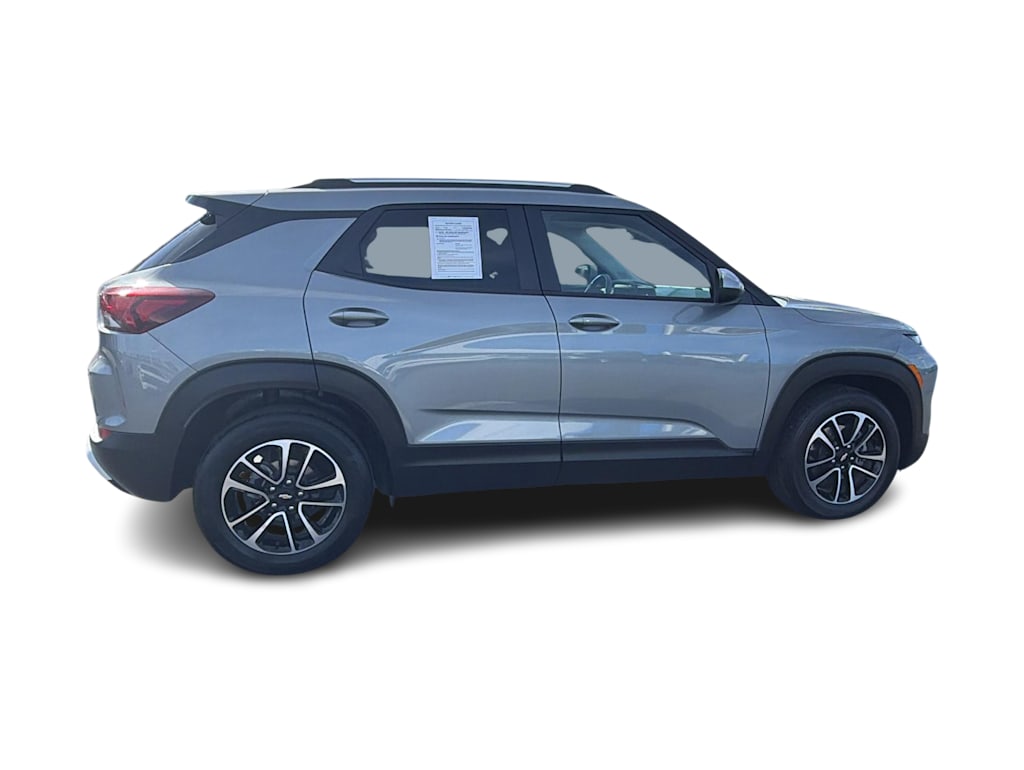 Thumbnail: 2025 Chevrolet TrailBlazer - 21