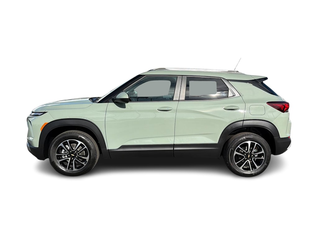 Thumbnail: 2026 Chevrolet TrailBlazer - 3