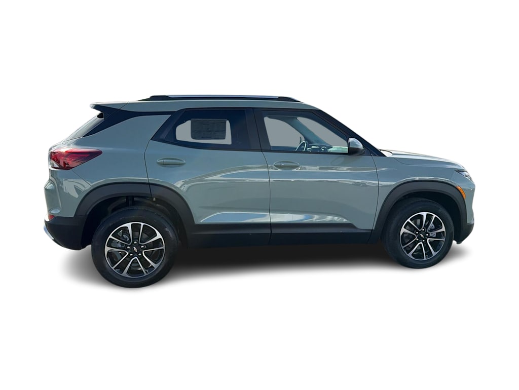 Thumbnail: 2026 Chevrolet TrailBlazer - 21