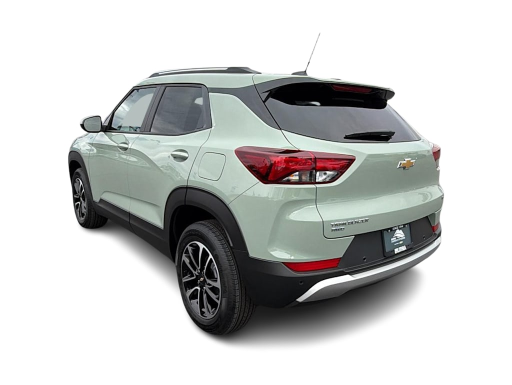 Thumbnail: 2026 Chevrolet TrailBlazer - 4