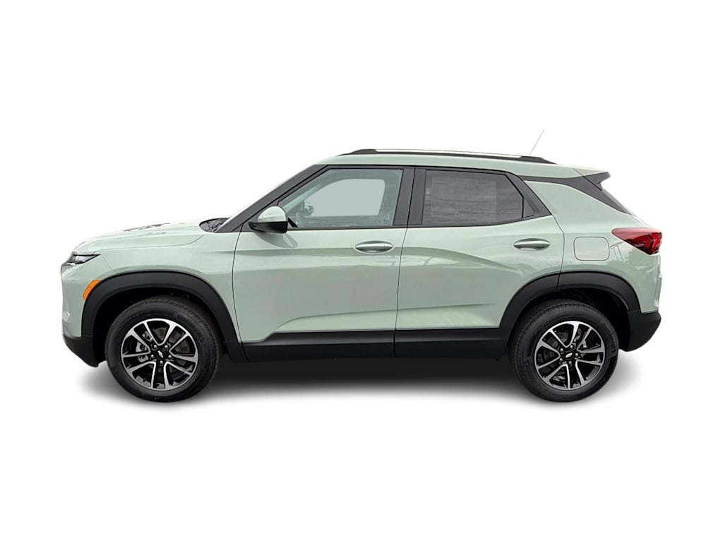 Thumbnail: 2026 Chevrolet TrailBlazer - 3
